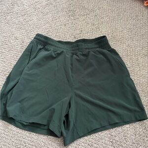 lululemon pace breaker 5” green shorts